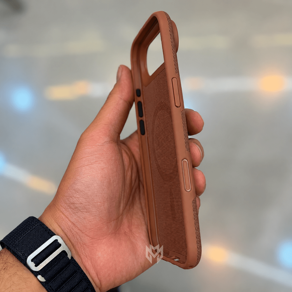 AURON WovenForm™ MagSafe Case
